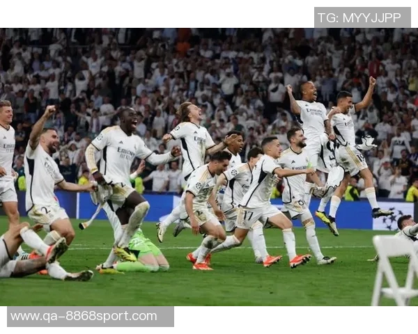 多特和尤文等多支英超球队关注皇马18岁后卫霍安马丁内斯